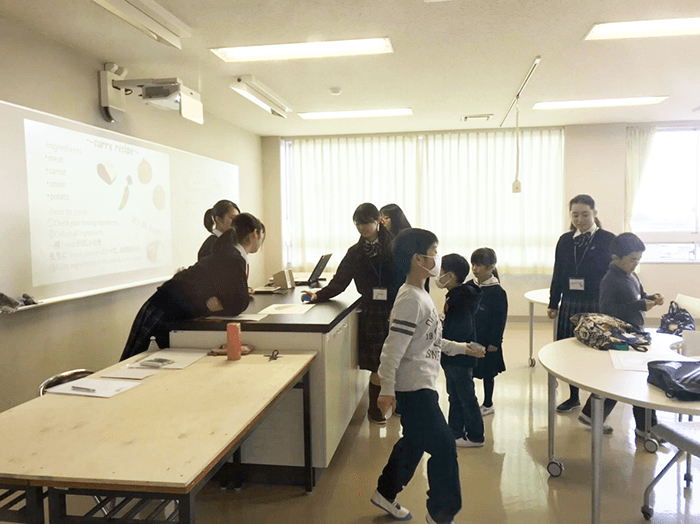 小学１・2年生クラスオリープの授業の様子